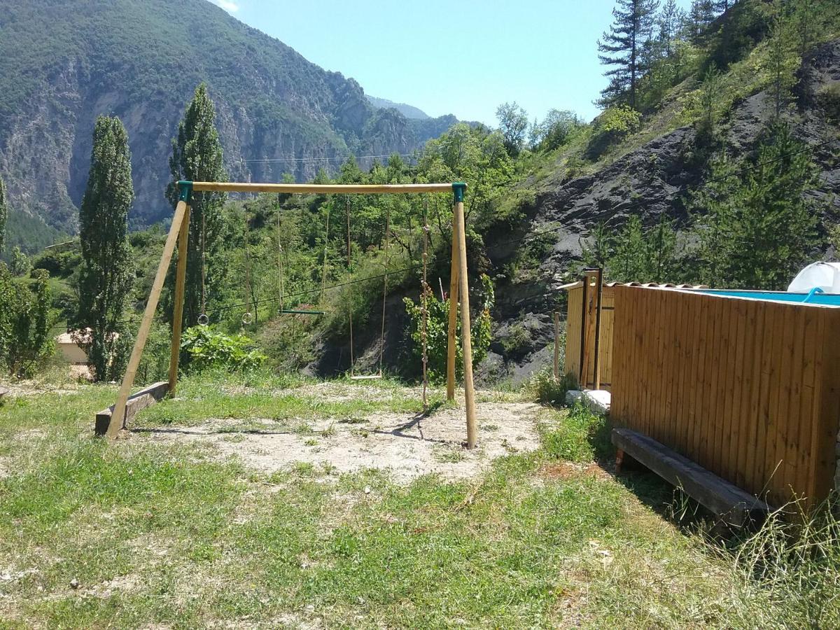 Bed and Breakfast L'Arberc Rigaud Esterno foto